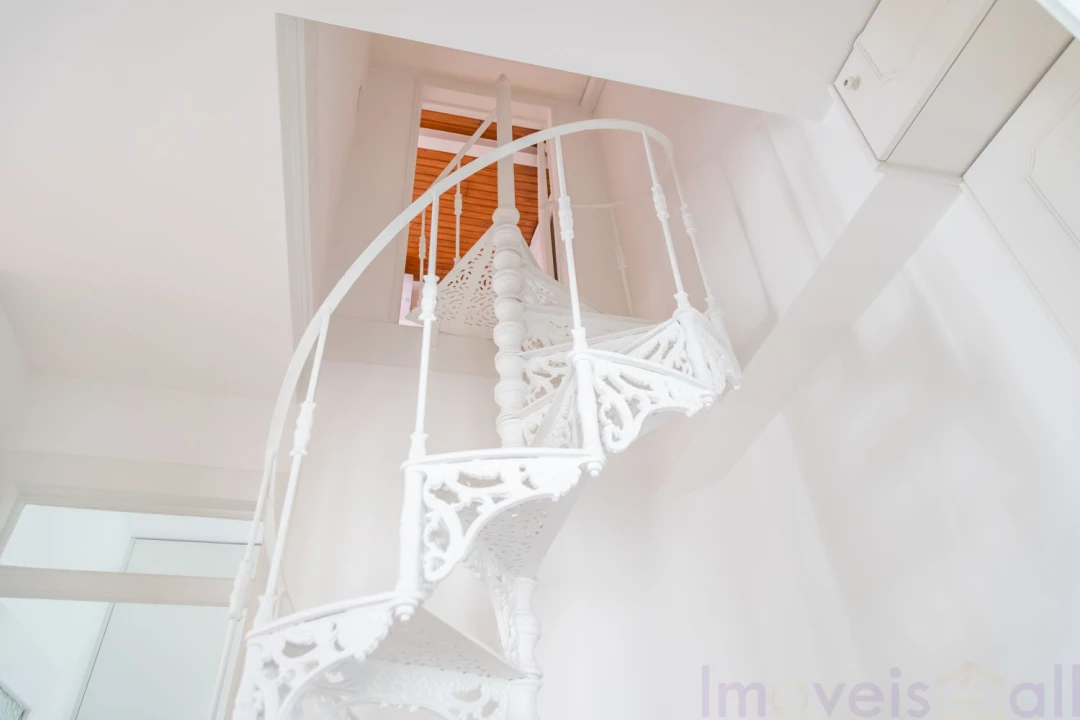 Apartamento T2 para Venda em Misericórdia Foto 5