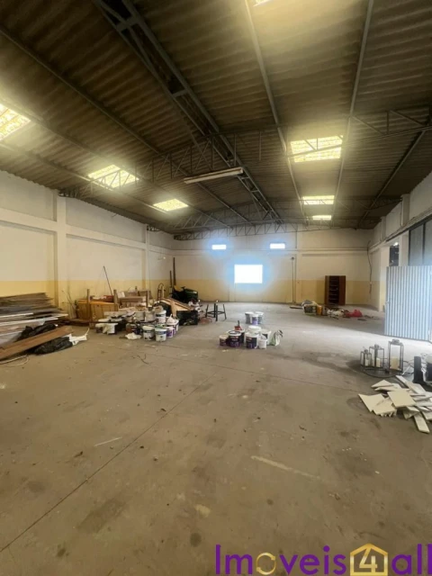 Moradia T3 para Venda em Nossa Senhora do Pópulo, Coto e São Gregório