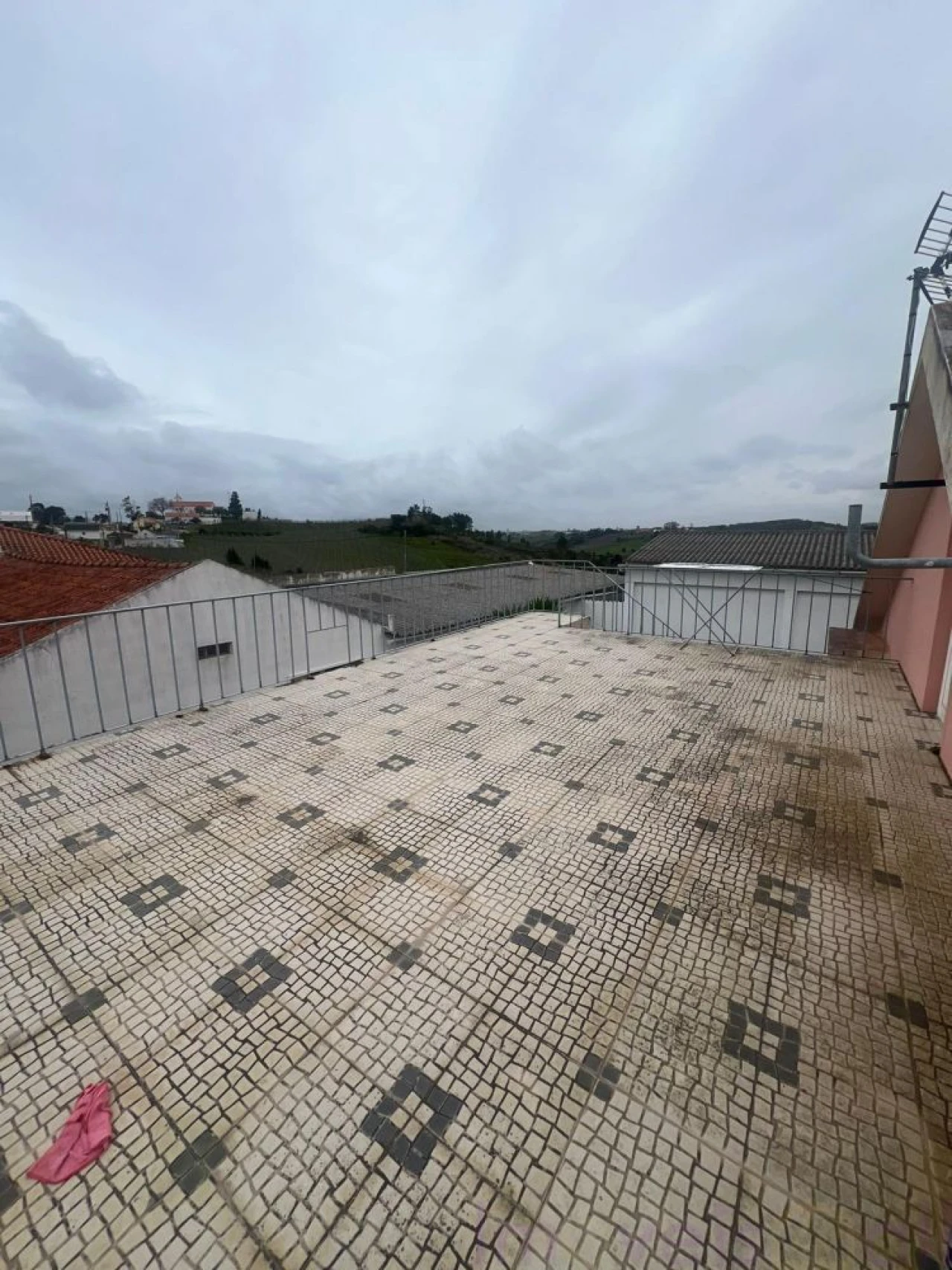 Moradia T3 para Venda em Nossa Senhora do Pópulo, Coto e São Gregório Foto 4