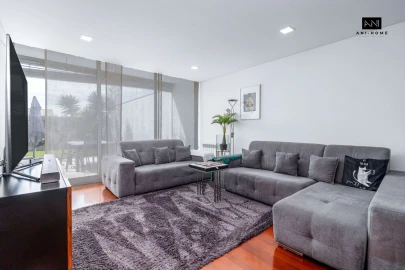 Moradia T4 para Venda em Perafita, Lavra e Santa Cruz do Bispo