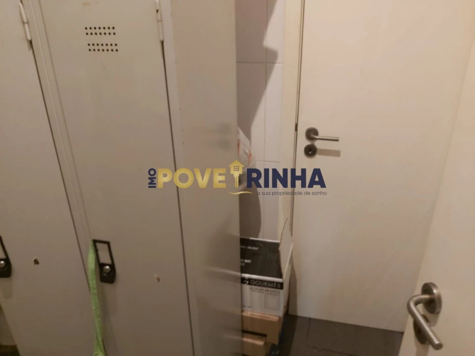 Loja para Trespasse em Póvoa de Varzim, Beiriz e Argivai Foto 35