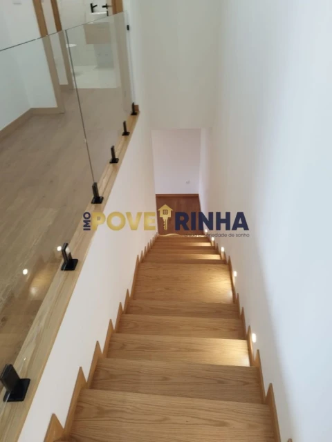 Moradia T2 para Venda em Aver-O-Mar, Amorim e Terroso