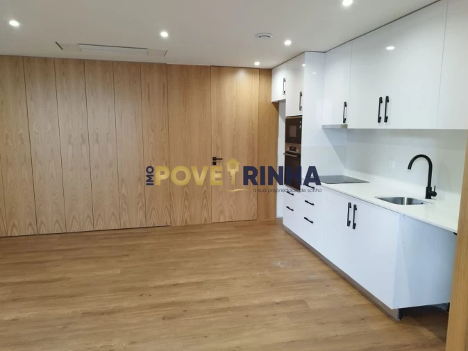 Moradia T3 para Venda em Aver-O-Mar, Amorim e Terroso Foto 4