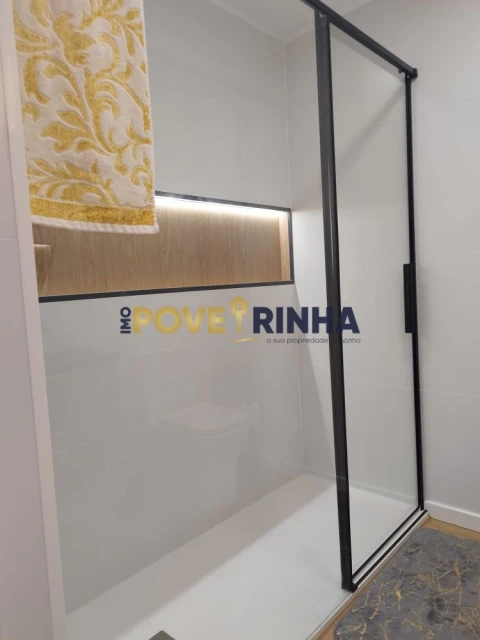 Apartamento T2 para Venda em Póvoa de Varzim, Beiriz e Argivai