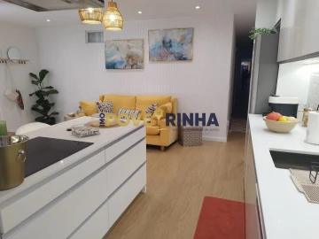 Apartamento T2 para Venda em Póvoa de Varzim, Beiriz e Argivai