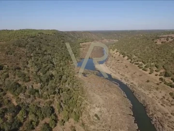 Quinta T0 para Venda em Mertola