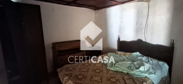 Moradia T1 para Venda em Almoster