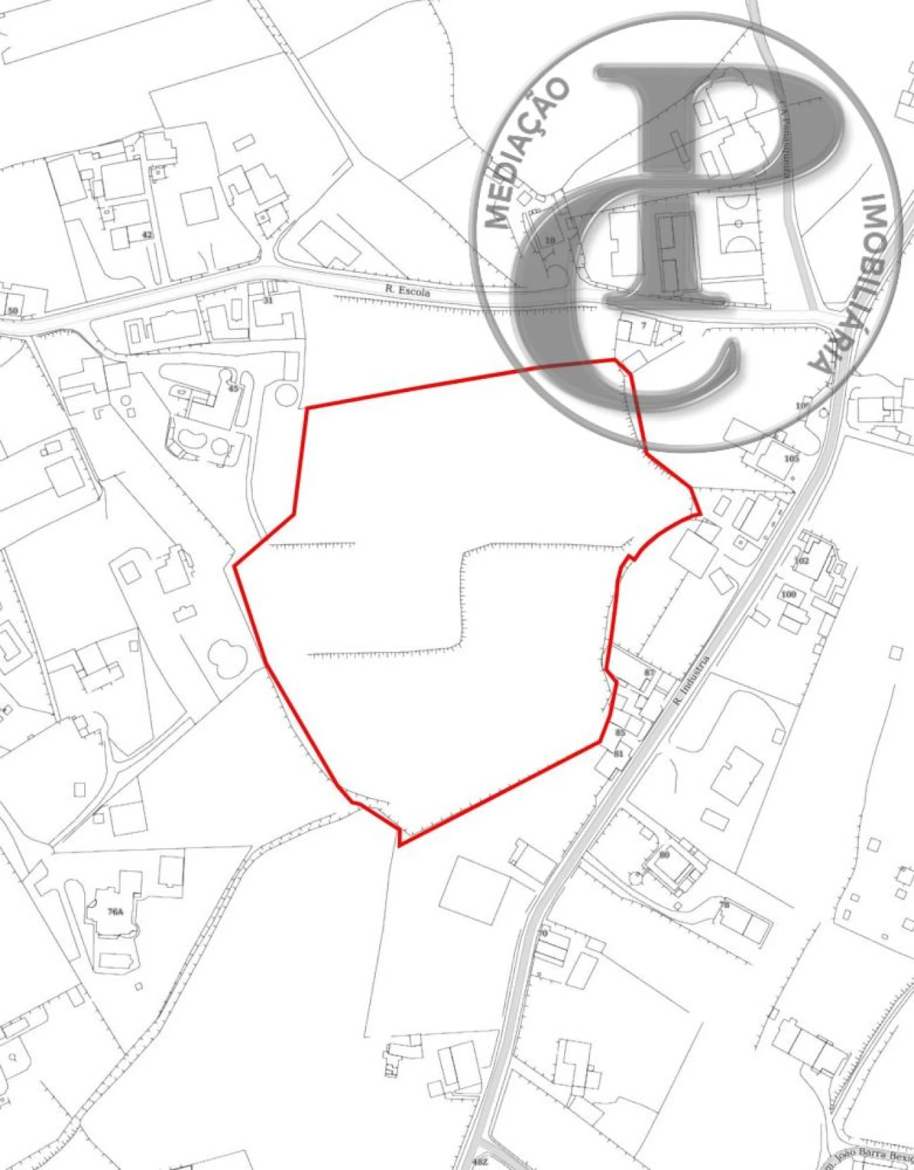 Terreno para Venda em Santa Barbara de Nexe Foto 3