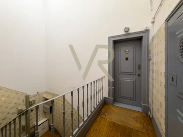 Apartamento T0 para Venda em Arroios