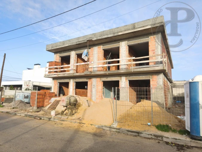 Moradia T4 para Venda em Fernao Ferro Foto 4