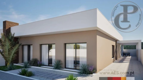 Moradia T4 para Venda em Fernao Ferro