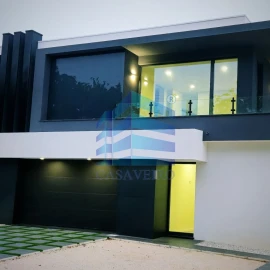 Moradia T4 para Venda em Santa Joana