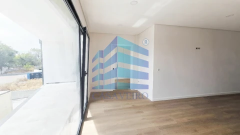 Moradia T4 para Venda em Gafanha da Encarnação