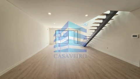 Moradia T4 para Venda em Gafanha da Encarnação