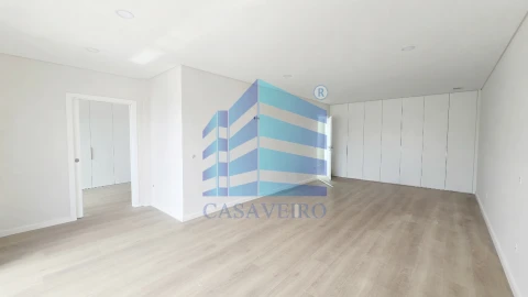 Moradia T4 para Venda em Gafanha da Encarnação