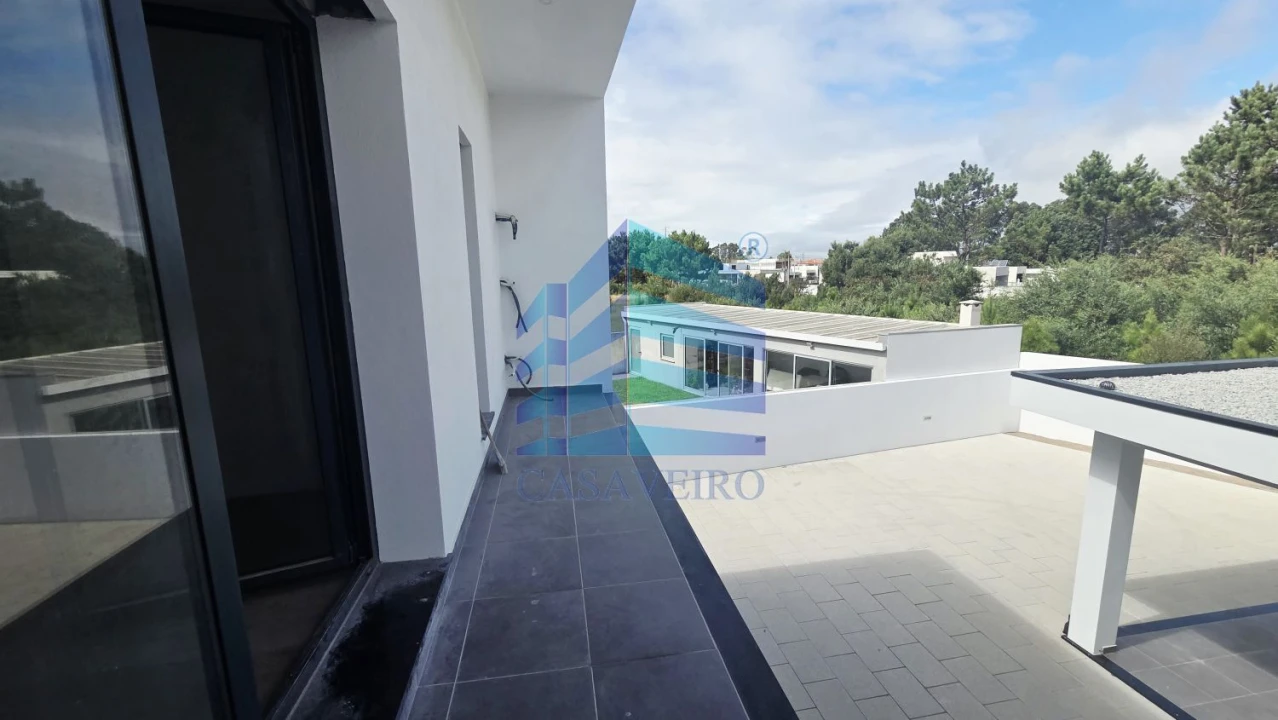 Moradia T4 para Venda em Gafanha da Encarnação Foto 18