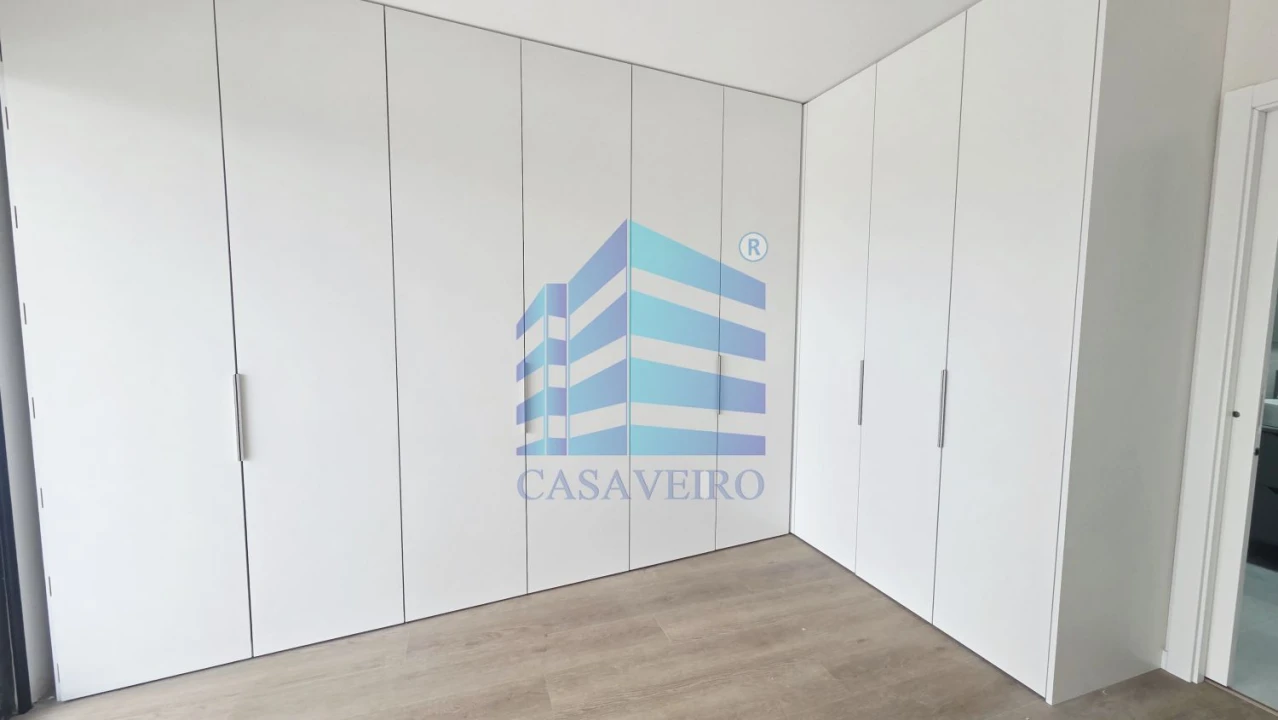 Moradia T4 para Venda em Gafanha da Encarnação Foto 10