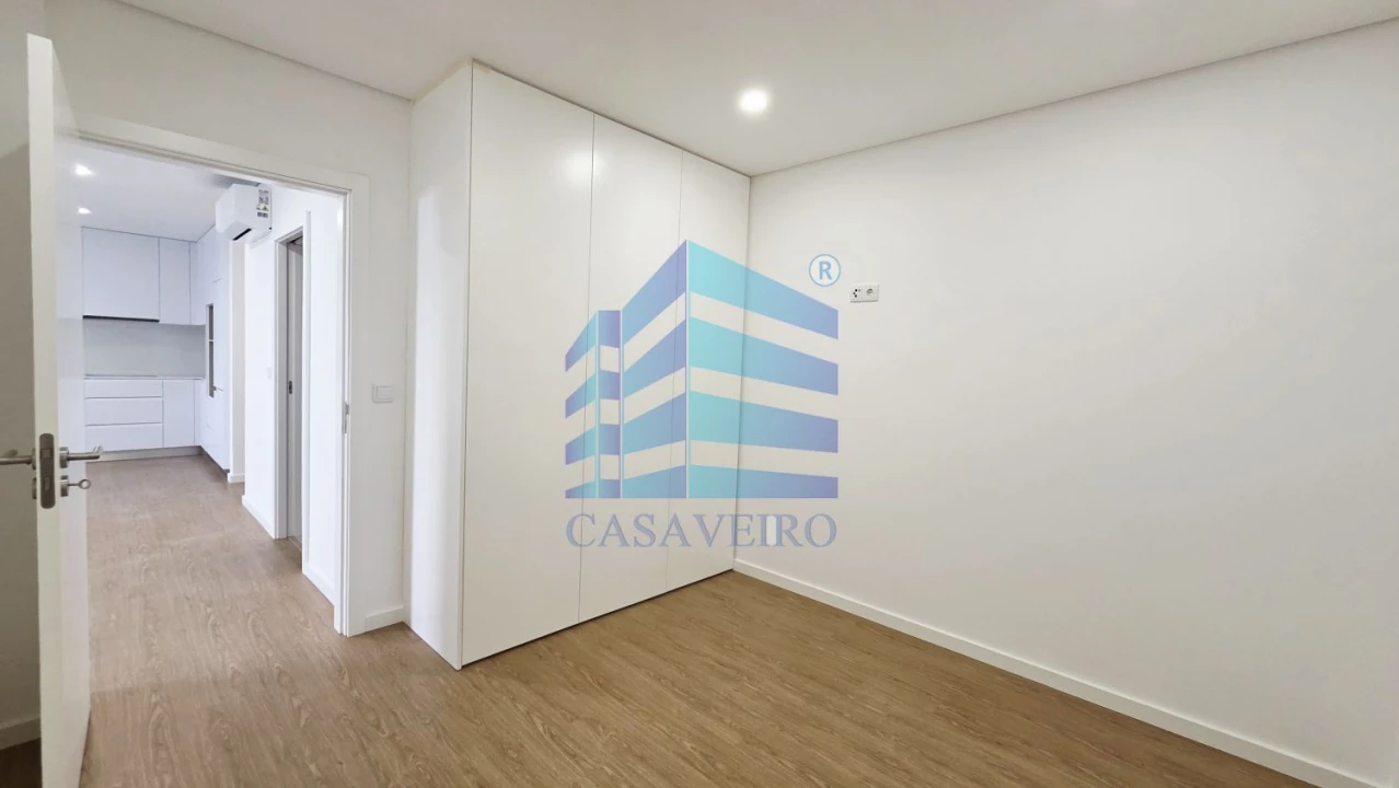 Apartamento T1 para Venda em Esgueira Foto 9