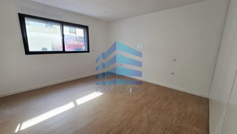 Apartamento T2 para Venda em Esgueira