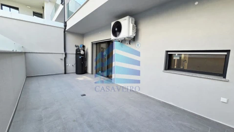 Apartamento T2 para Venda em Esgueira