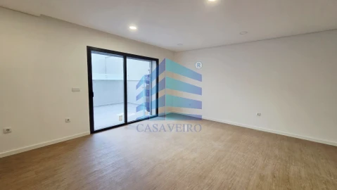 Apartamento T2 para Venda em Esgueira