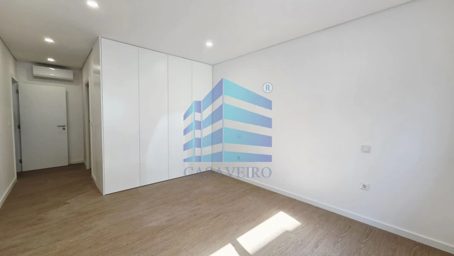 Apartamento T2 para Venda em Esgueira Foto 8