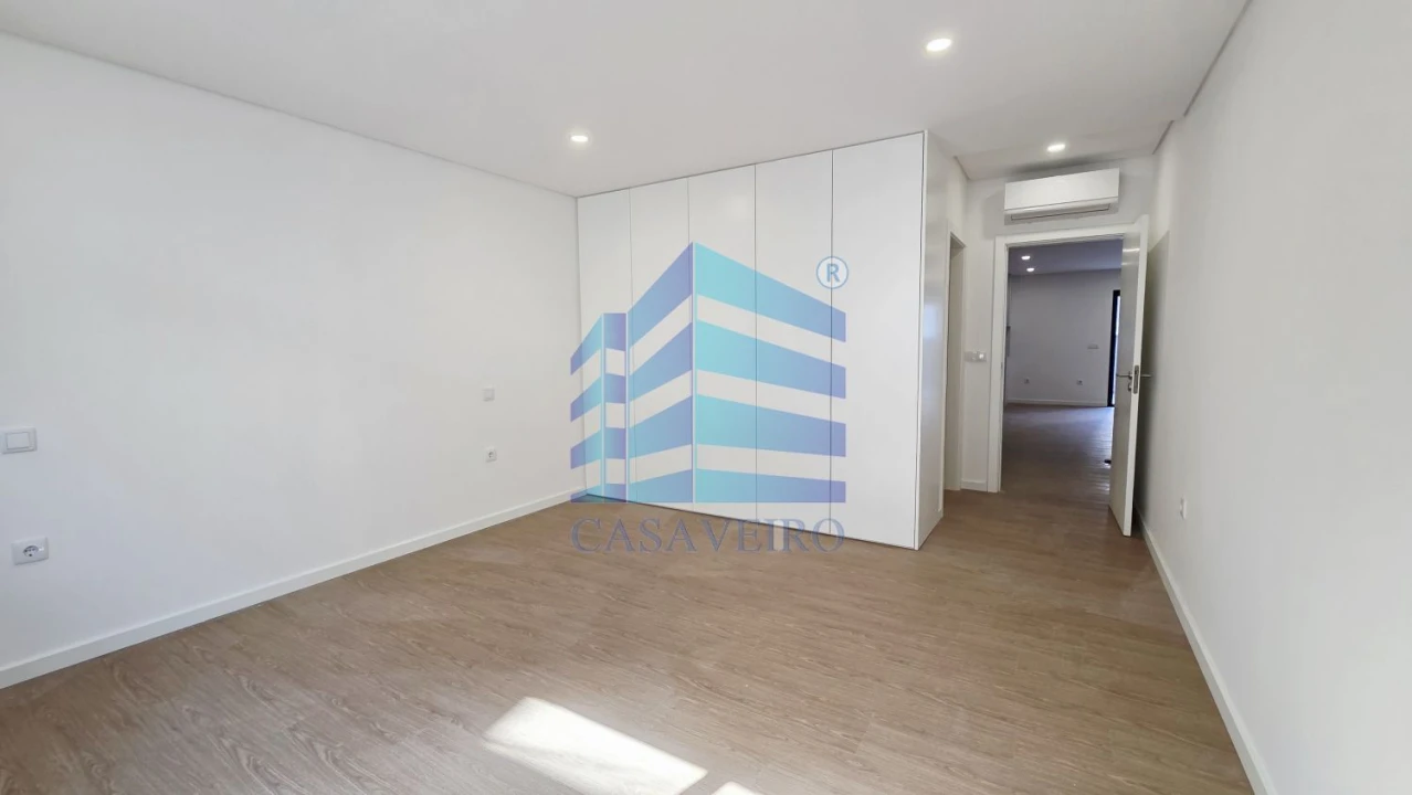 Apartamento T2 para Venda em Esgueira Foto 11