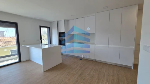Apartamento T3 para Venda em Esgueira