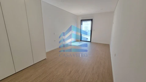 Apartamento T3 para Venda em Esgueira