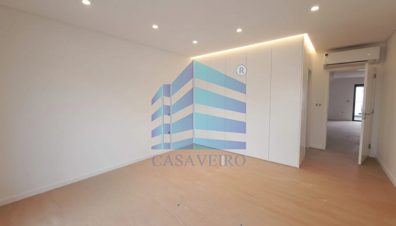 Apartamento T3 para Venda em Esgueira Foto 15