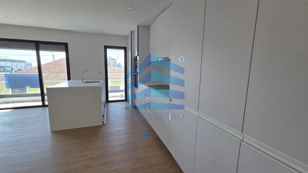 Apartamento T3 para Venda em Esgueira Foto 3
