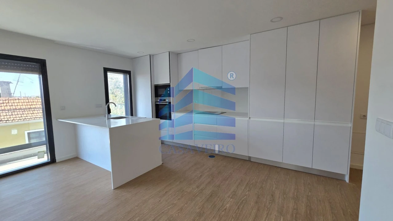 Apartamento T3 para Venda em Esgueira Foto 1