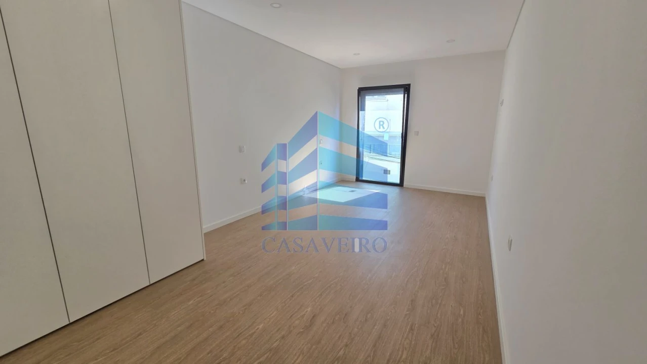 Apartamento T3 para Venda em Esgueira Foto 12