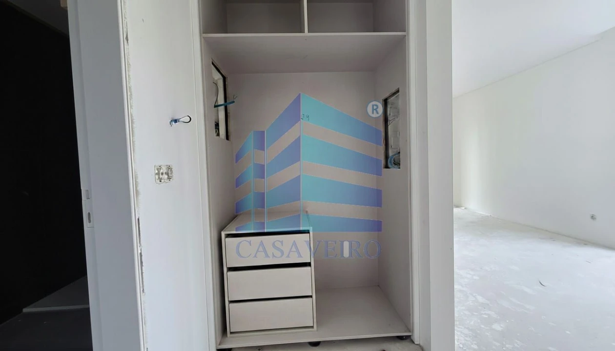Apartamento T1 para Venda em Glória e Vera Cruz Foto 4