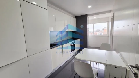 Apartamento T2 para Venda em Aradas
