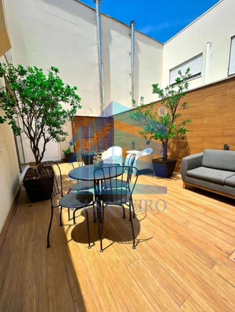 Moradia T4 para Venda em Esgueira