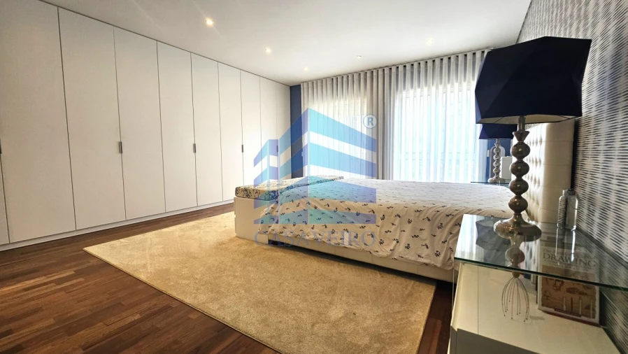 Moradia T4 para Venda em Esgueira Foto 24