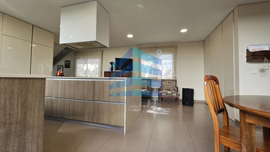 Moradia T4 para Venda em Esgueira Foto 6