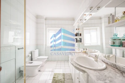 Moradia T4 para Venda em Glória e Vera Cruz