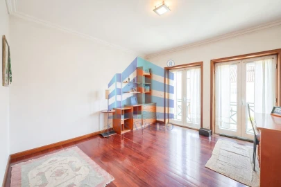 Moradia T4 para Venda em Glória e Vera Cruz