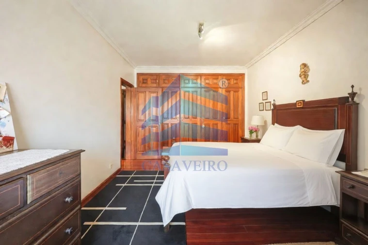 Moradia T4 para Venda em Glória e Vera Cruz Foto 23