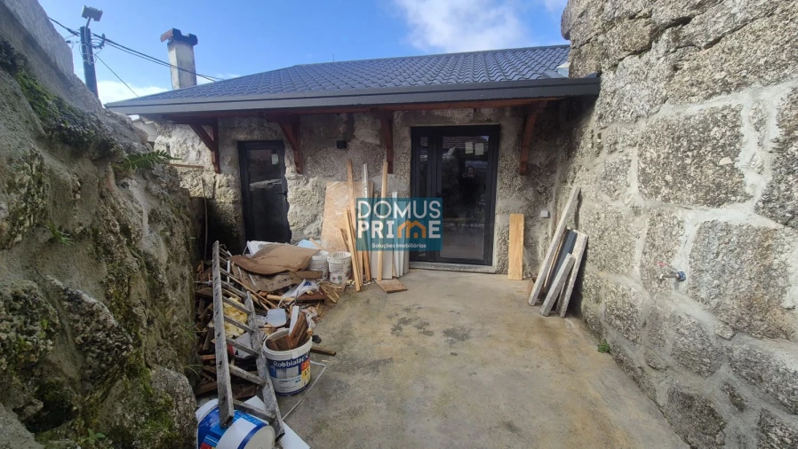 Moradia T2 para Venda em Eira Vedra Foto 4