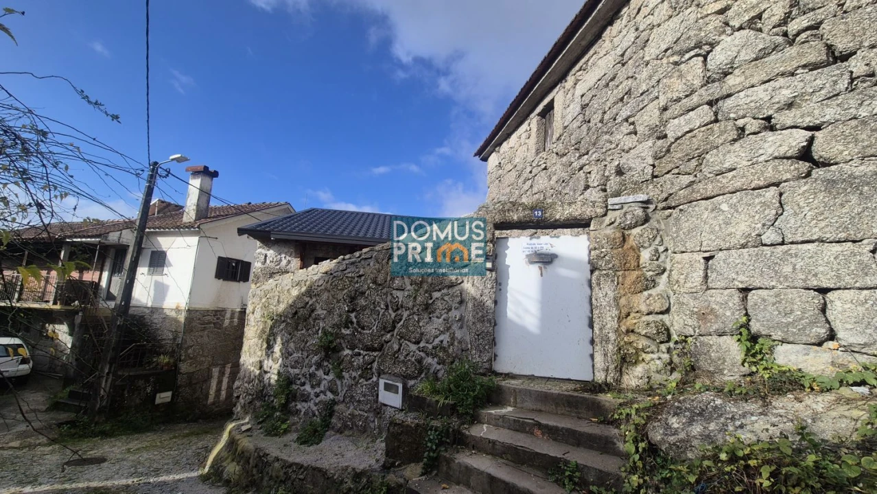 Moradia T2 para Venda em Eira Vedra Foto 3