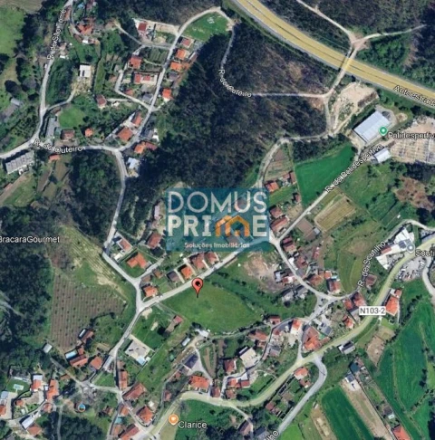 Moradia T3 para Venda em Arnoso (Santa Maria e Santa Eulália) e Sezures