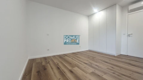 Apartamento T3 para Venda em Cabanelas