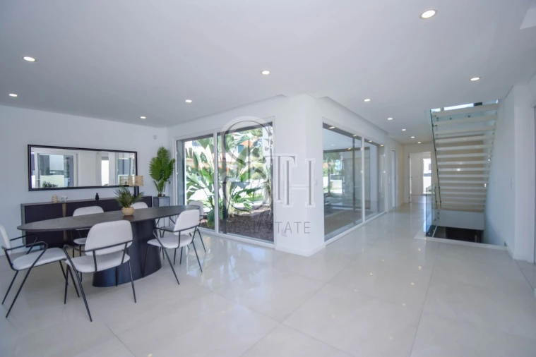 Moradia T5 para Venda em Corroios Foto 12