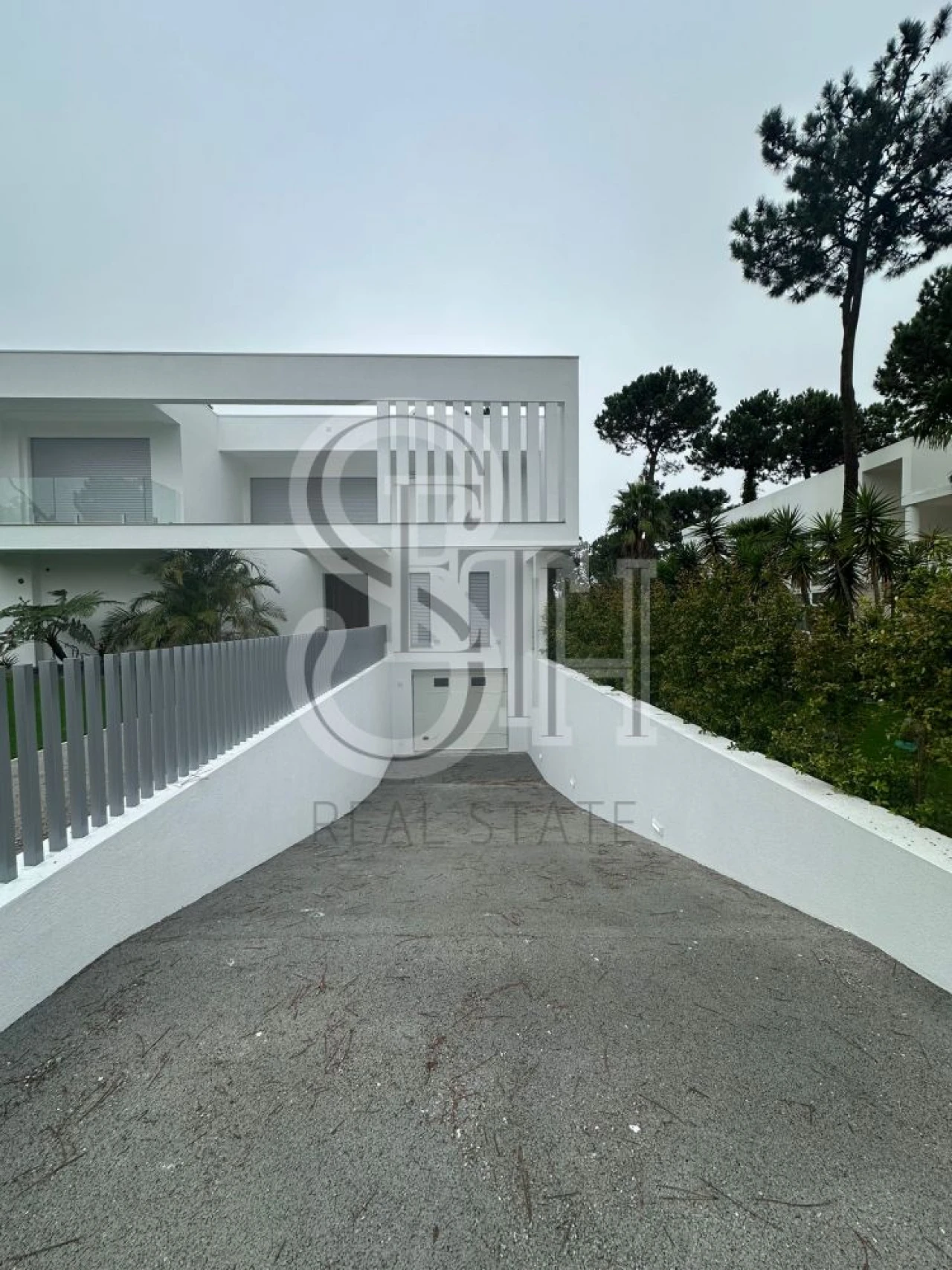 Moradia T5 para Venda em Charneca de Caparica e Sobreda Foto 8