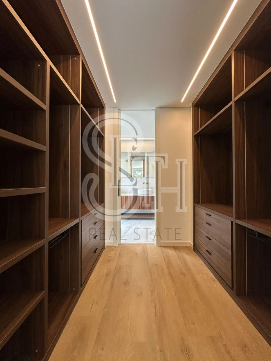 Moradia T5 para Venda em Charneca de Caparica e Sobreda Foto 33