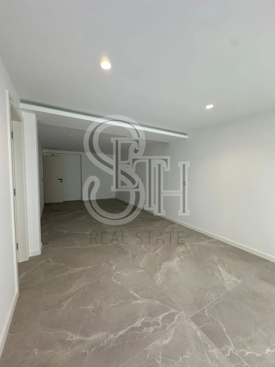 Moradia T5 para Venda em Charneca de Caparica e Sobreda Foto 37