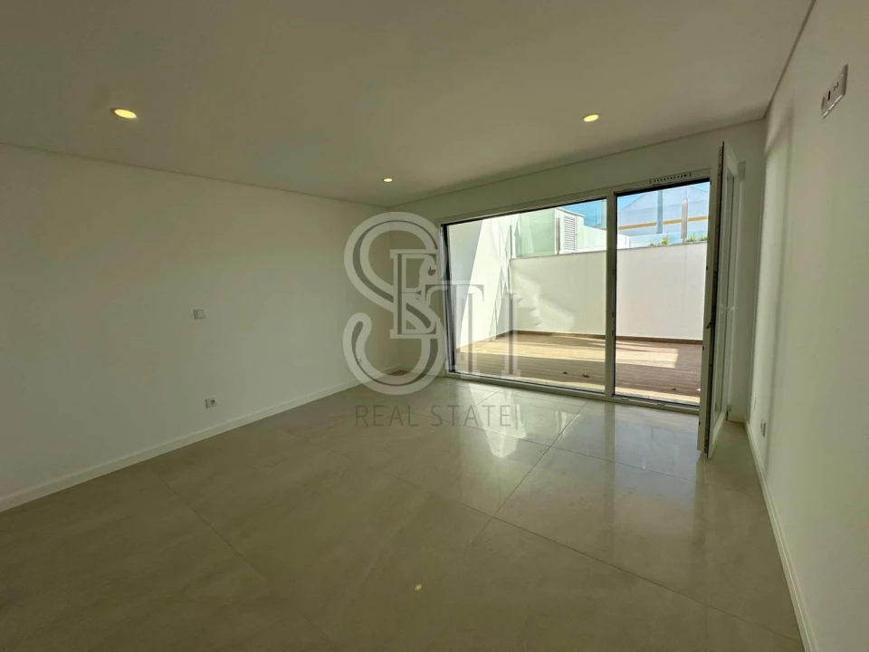 Moradia T3 para Venda em Charneca de Caparica e Sobreda Foto 35